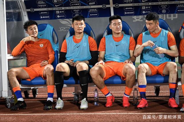 意媒：多多与佛罗伦萨未达成续约协议，罗马、国米和那不勒斯有意